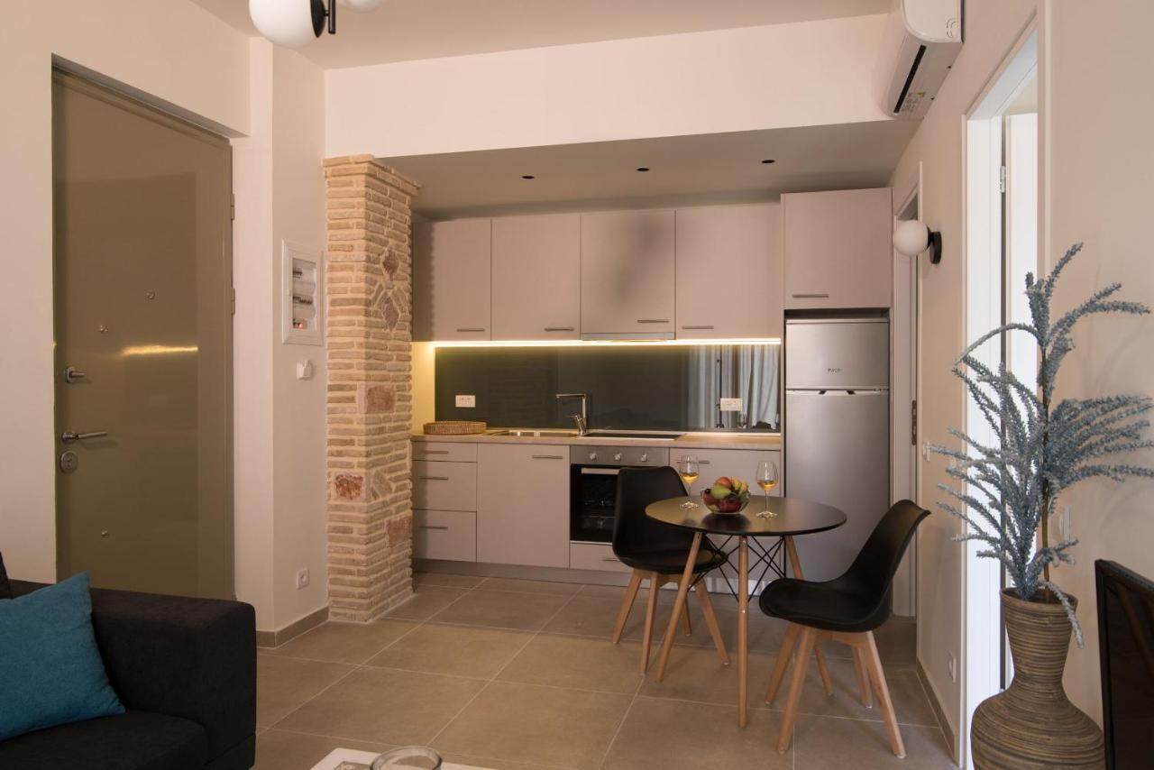 Lodge Modern Apartments, In Kalamaki Centre 外观 照片