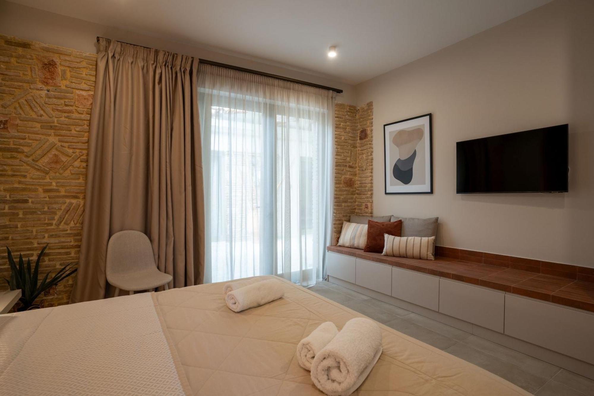 Lodge Modern Apartments, In Kalamaki Centre 外观 照片