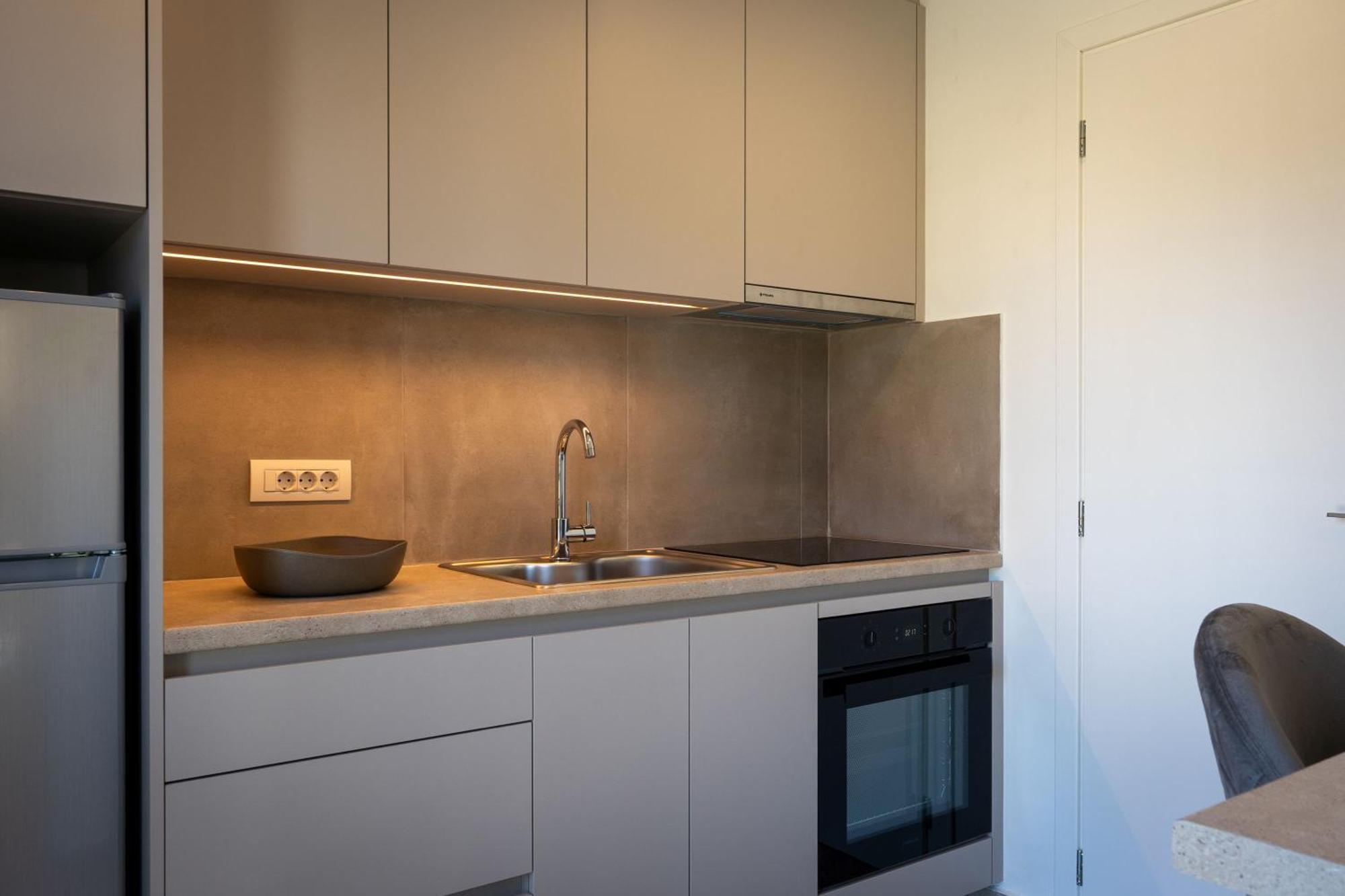 Lodge Modern Apartments, In Kalamaki Centre 外观 照片