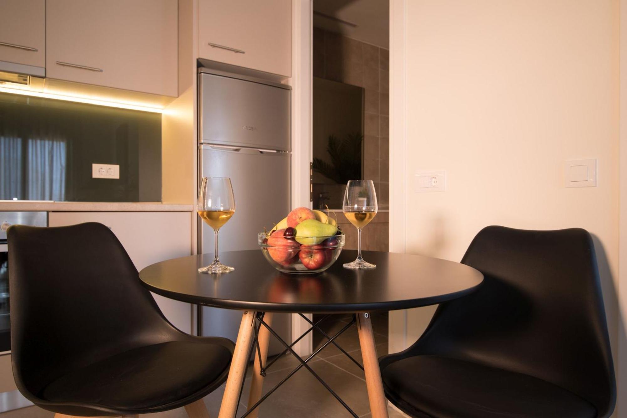 Lodge Modern Apartments, In Kalamaki Centre 客房 照片